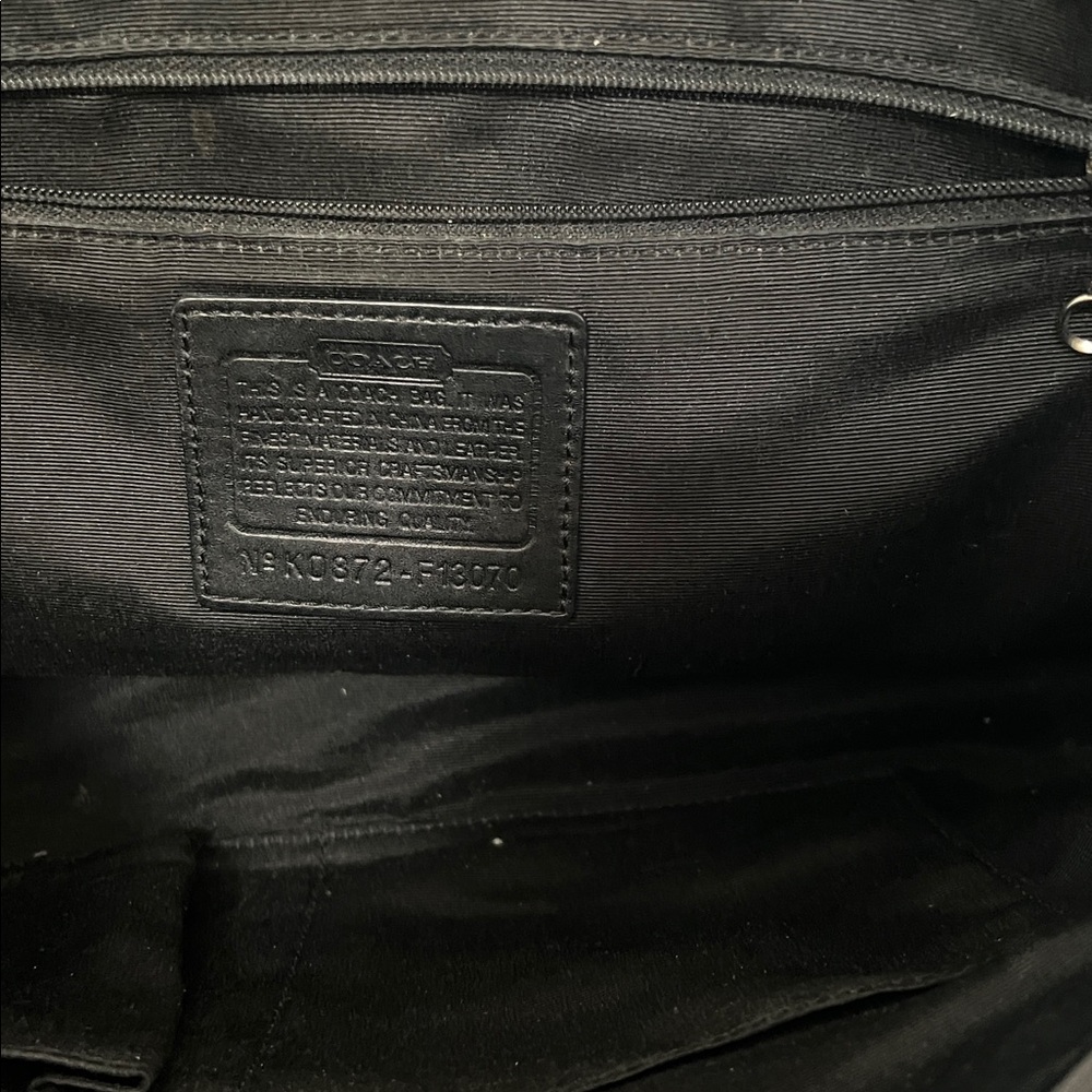 Vintage Coach Black and Gray Signature Shoulder Bag - Picture 2 of 3